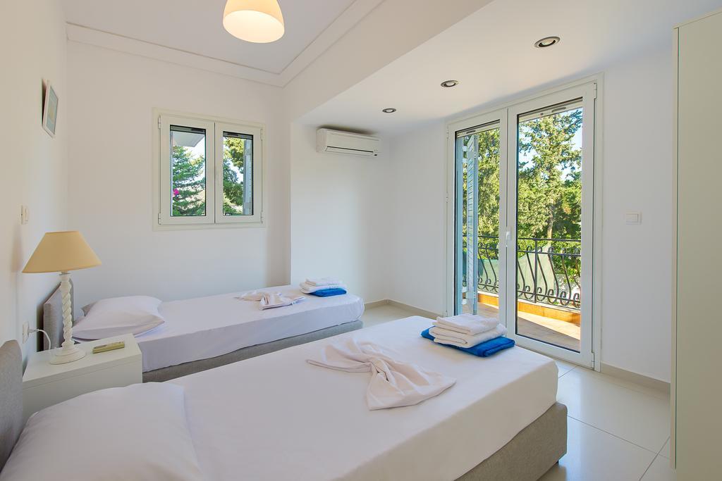 Villa Giovanni Faliraki Buitenkant foto