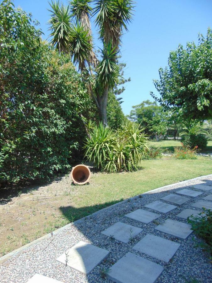 Villa Giovanni Faliraki Buitenkant foto